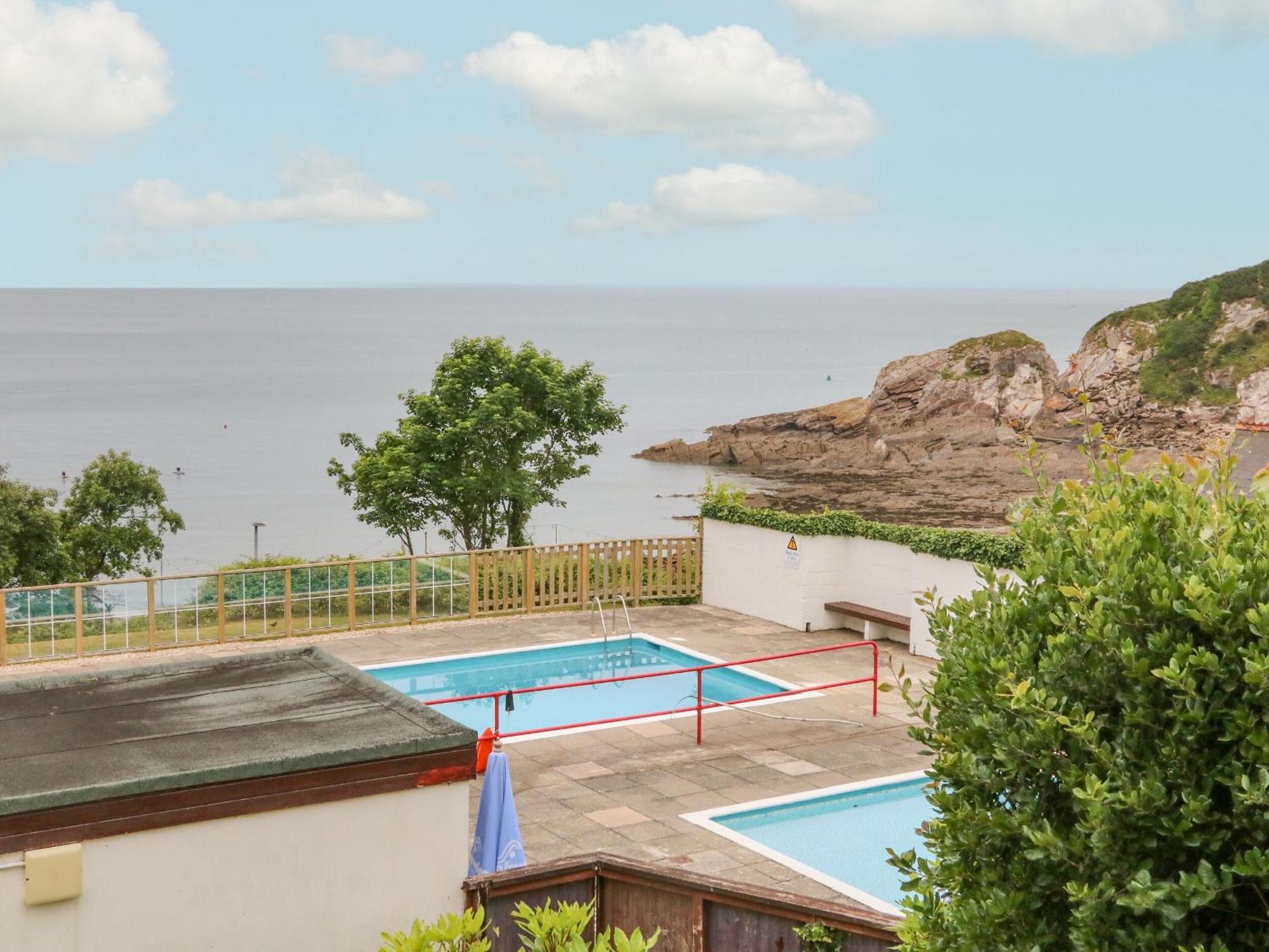 Ochenta Villa Combe Martin Buitenkant foto
