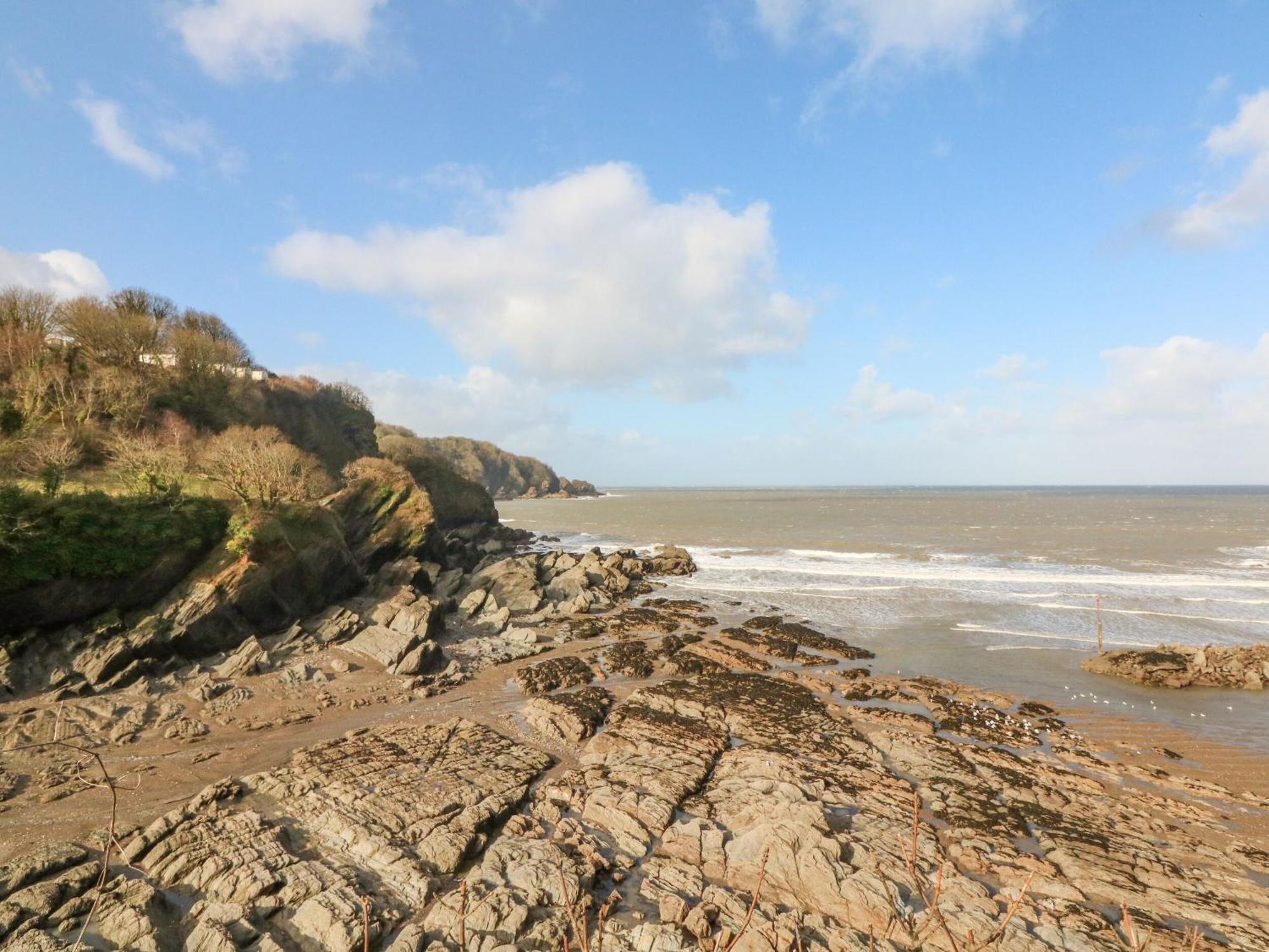 Ochenta Villa Combe Martin Buitenkant foto
